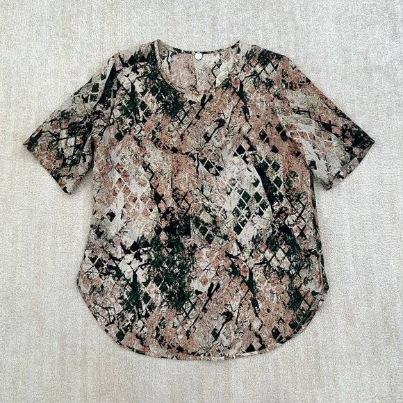 Margaret O'Leary Tops - Margaret O’Leary Silk Printed Short Sleeve Blouse Top
